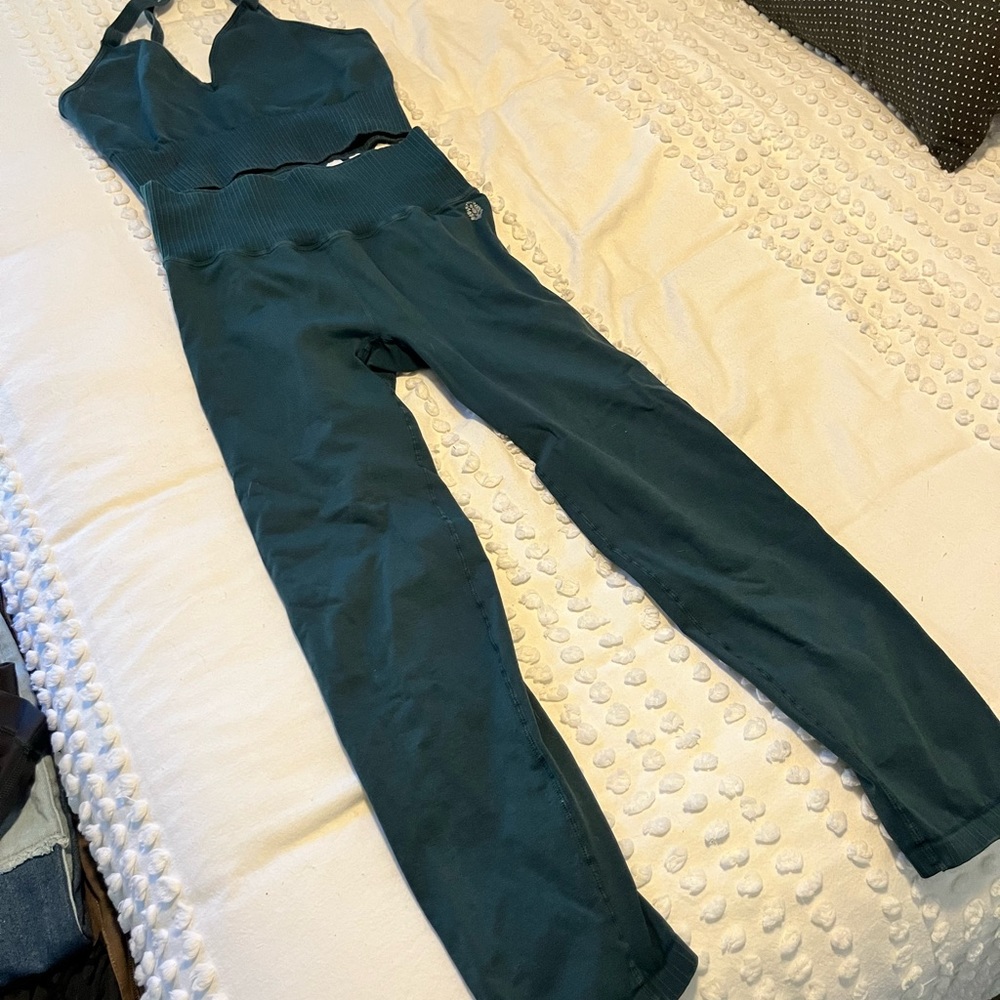 Free people athletic set